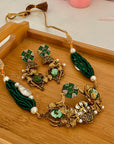 Hoorum Choker Set