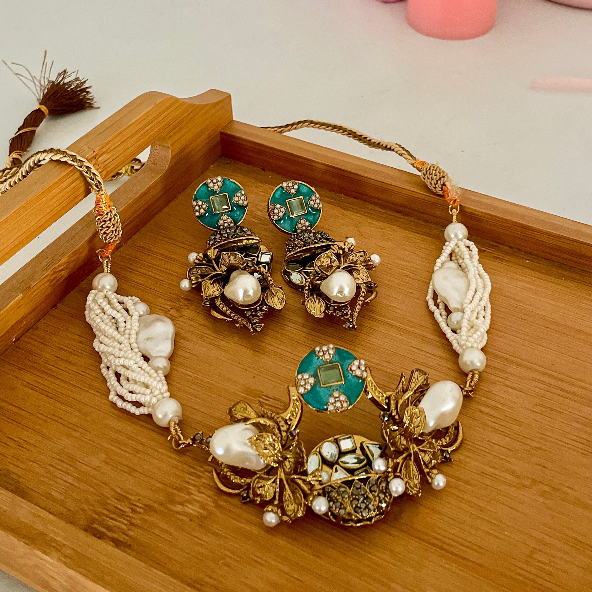 Hoorum Choker Set – CS-47