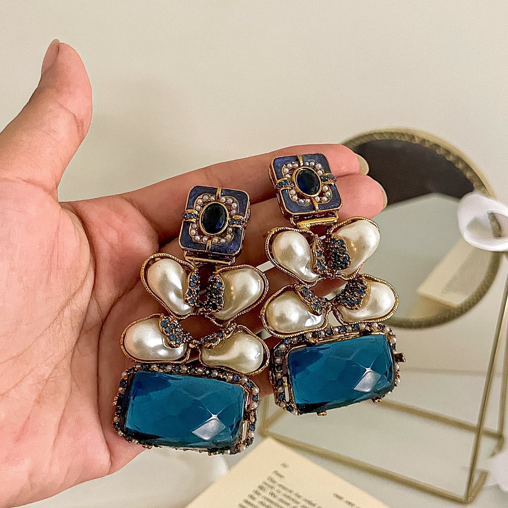 Mehr-Meena Earrings