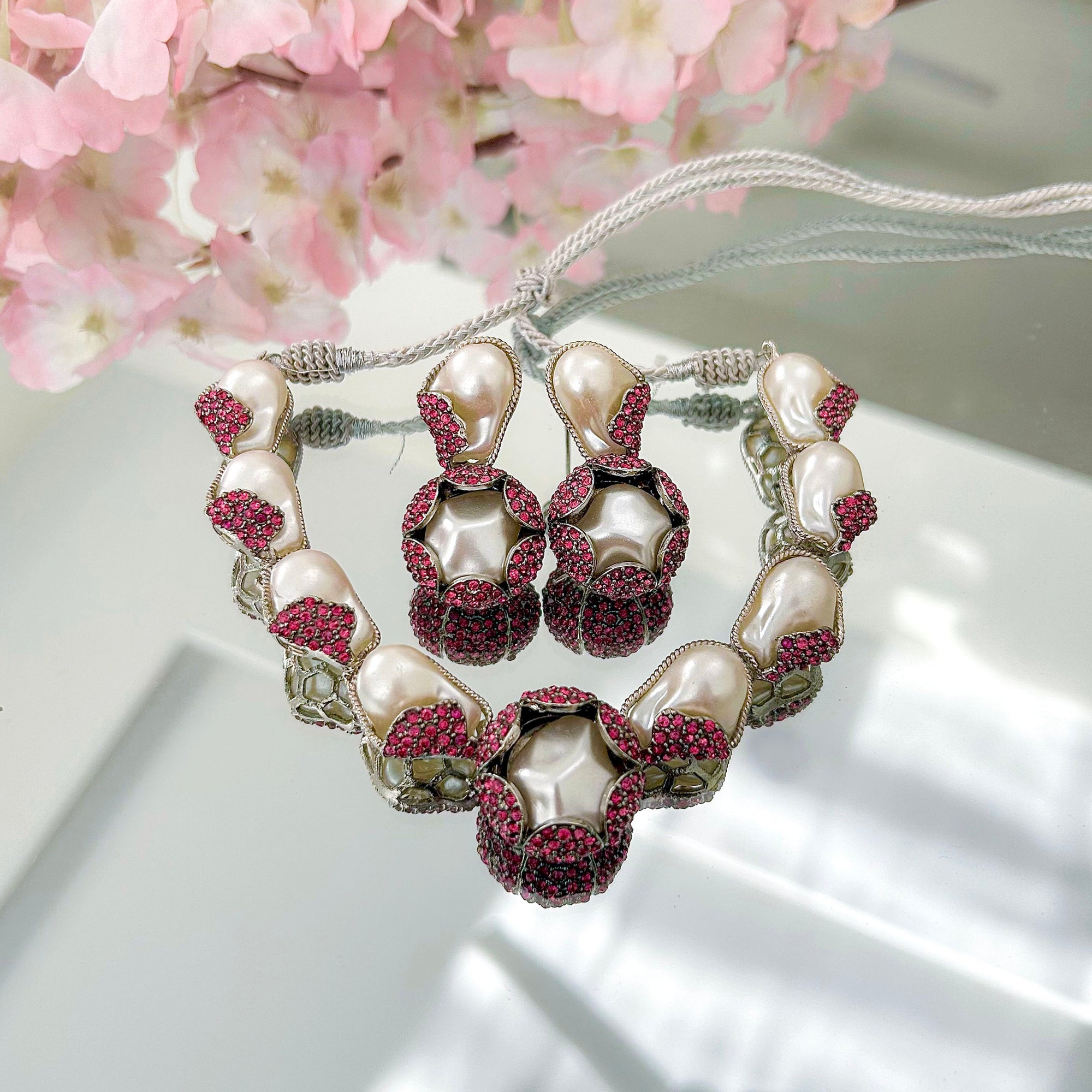 Moti-e-Phool Necklace Set – S-50