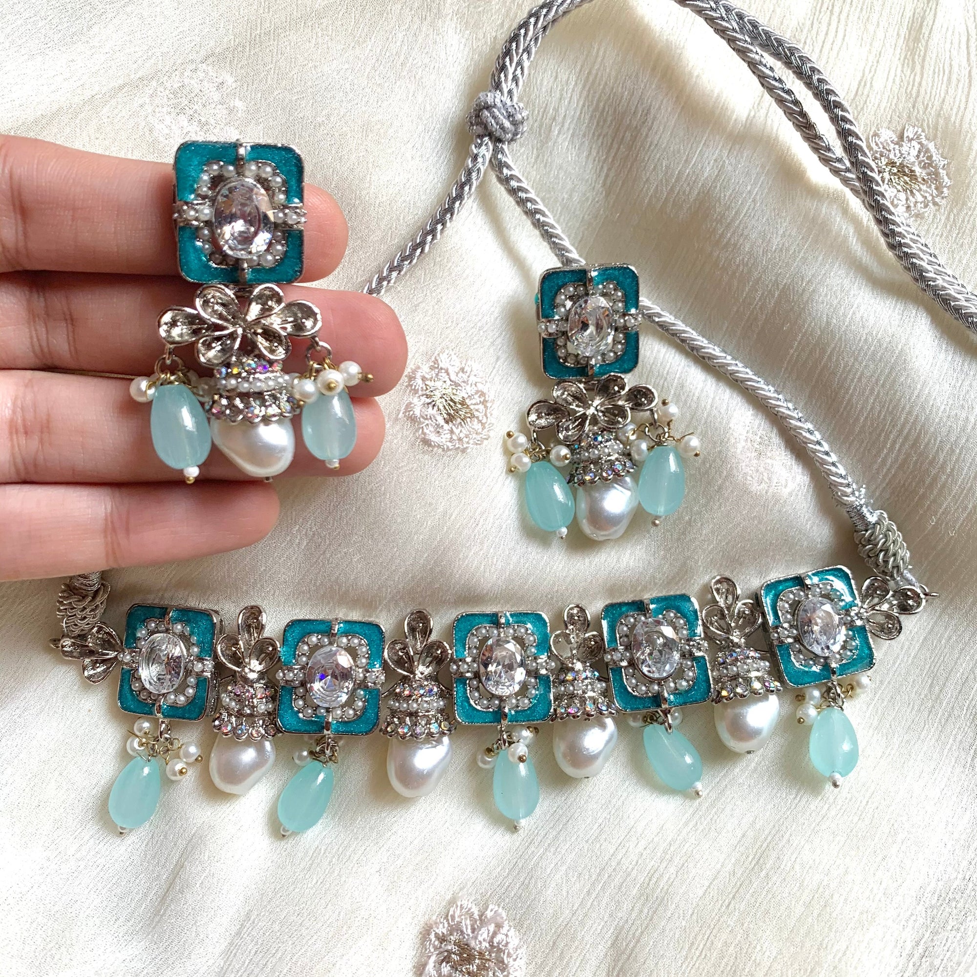 Zewar-e-Moti Choker – CS-45