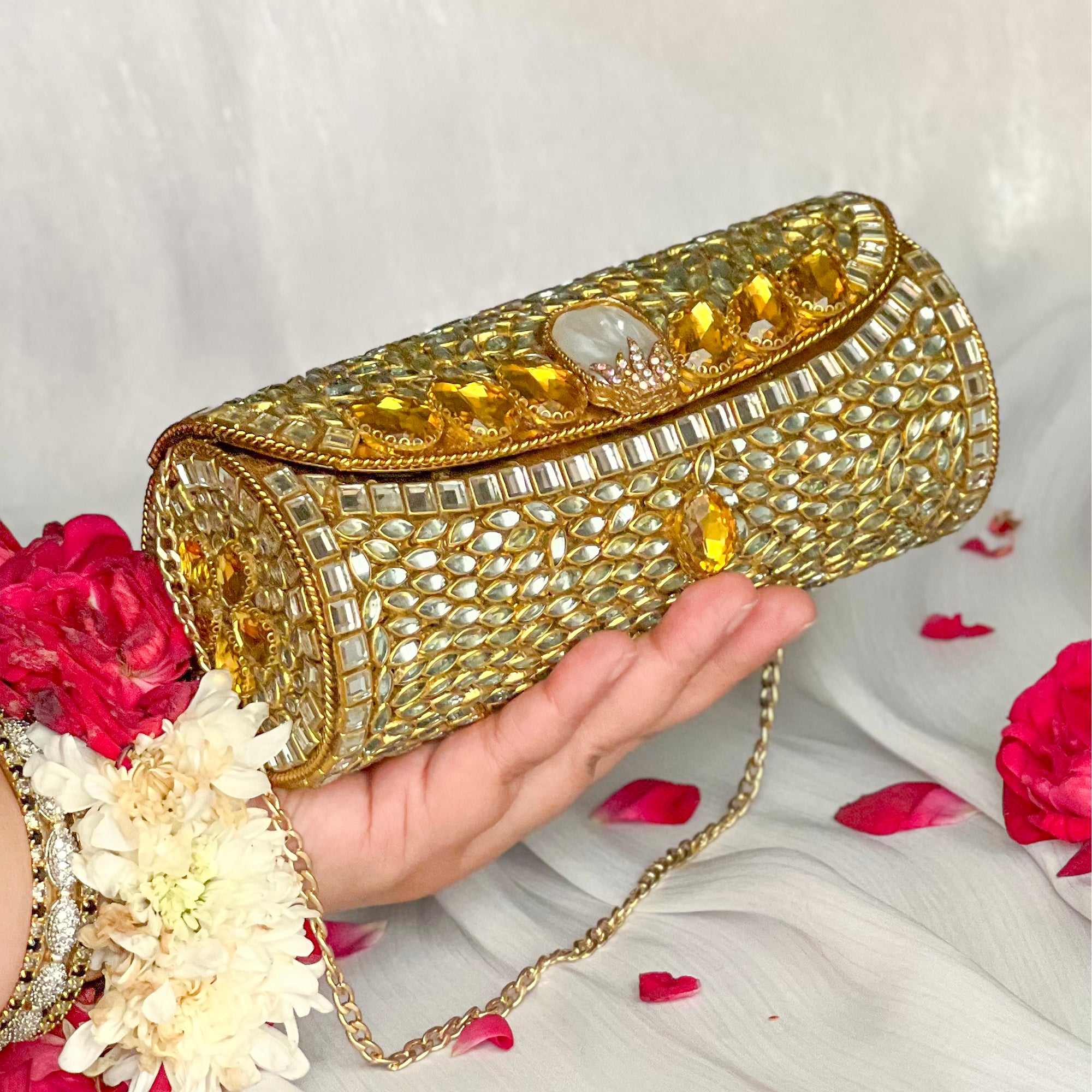 Naghma Clutch l CL-01