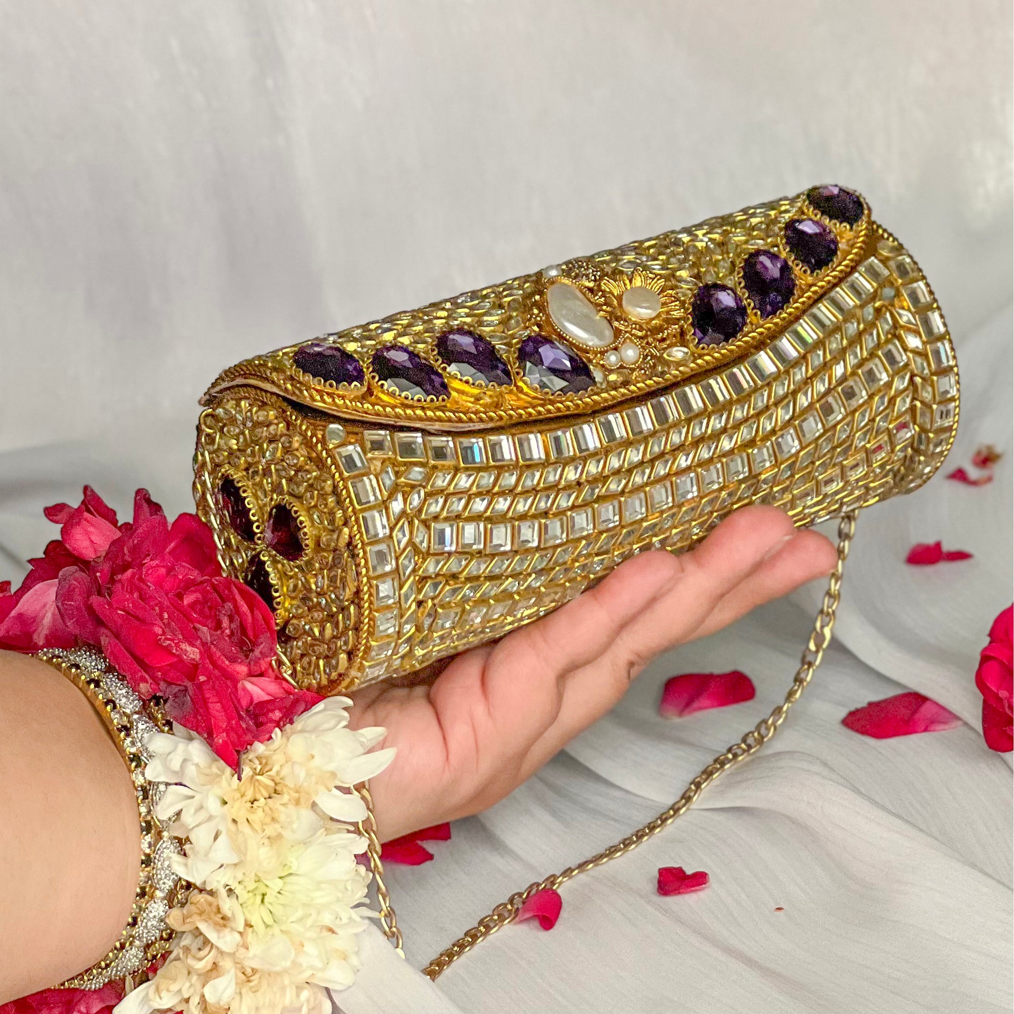 Naghma Clutch l CL-01