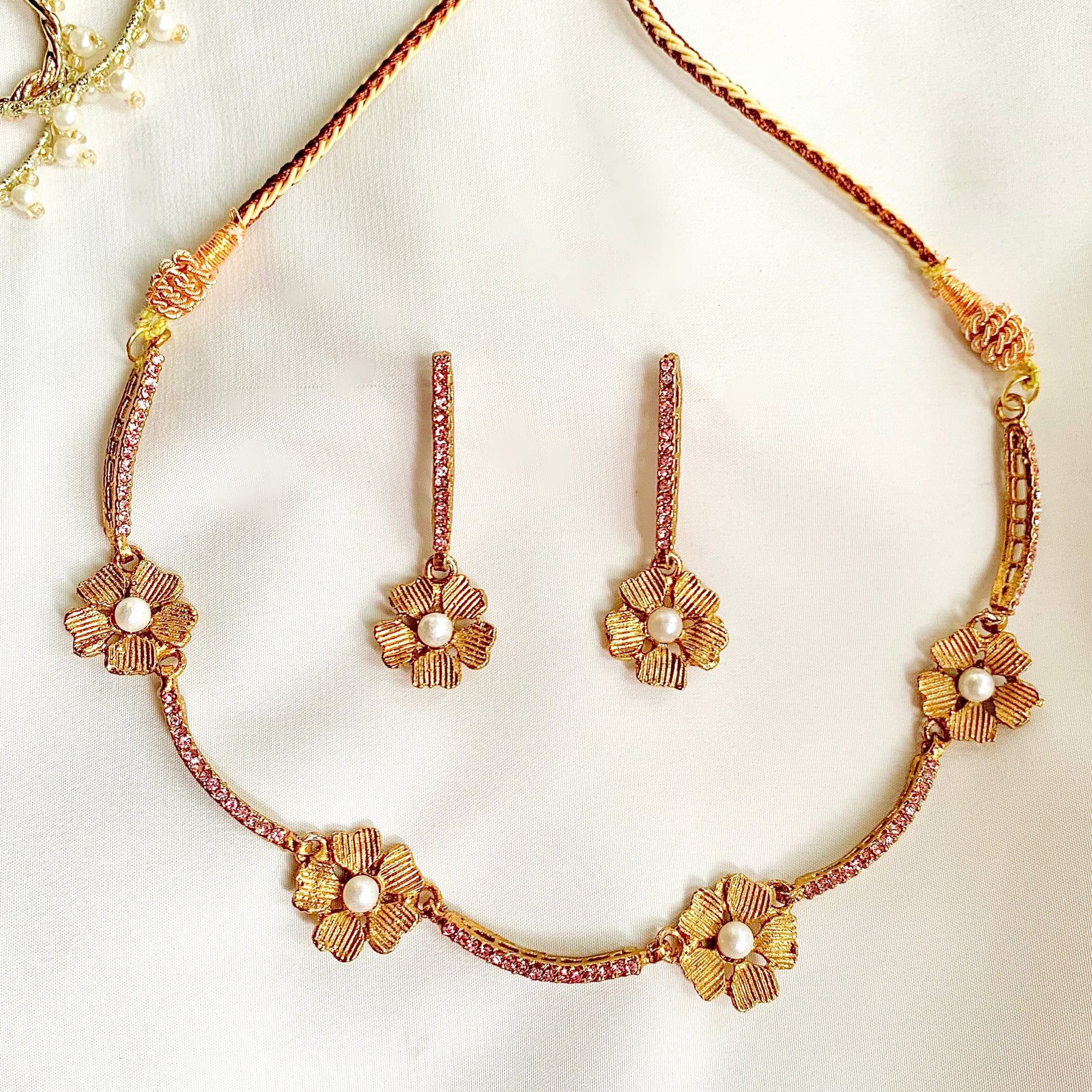 Gulraiz Necklace Set