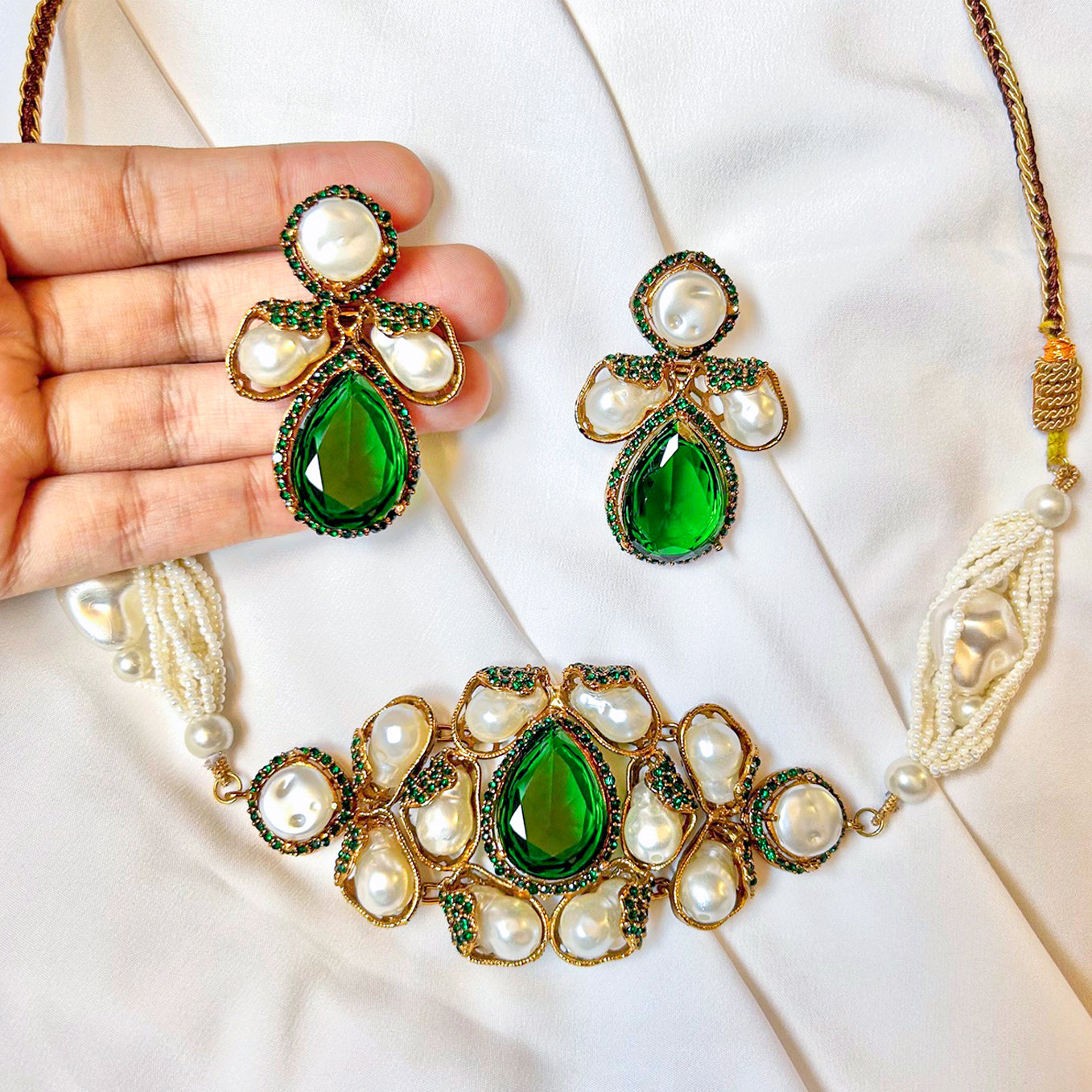 Heera-e-Hunar Choker Set