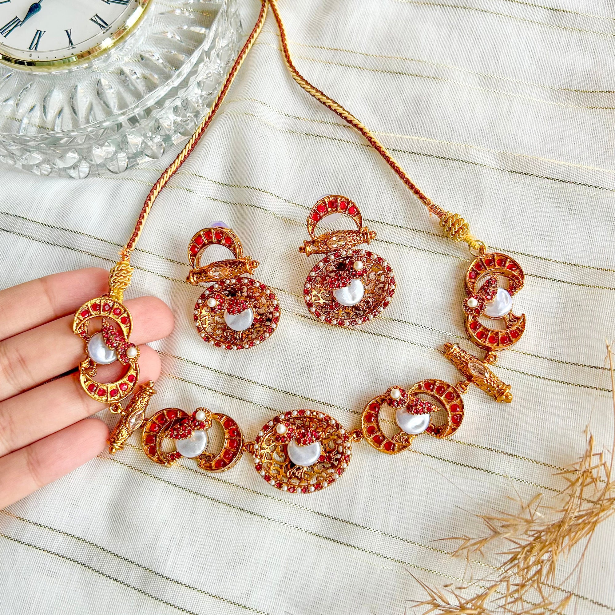 Mahpara Necklace Set