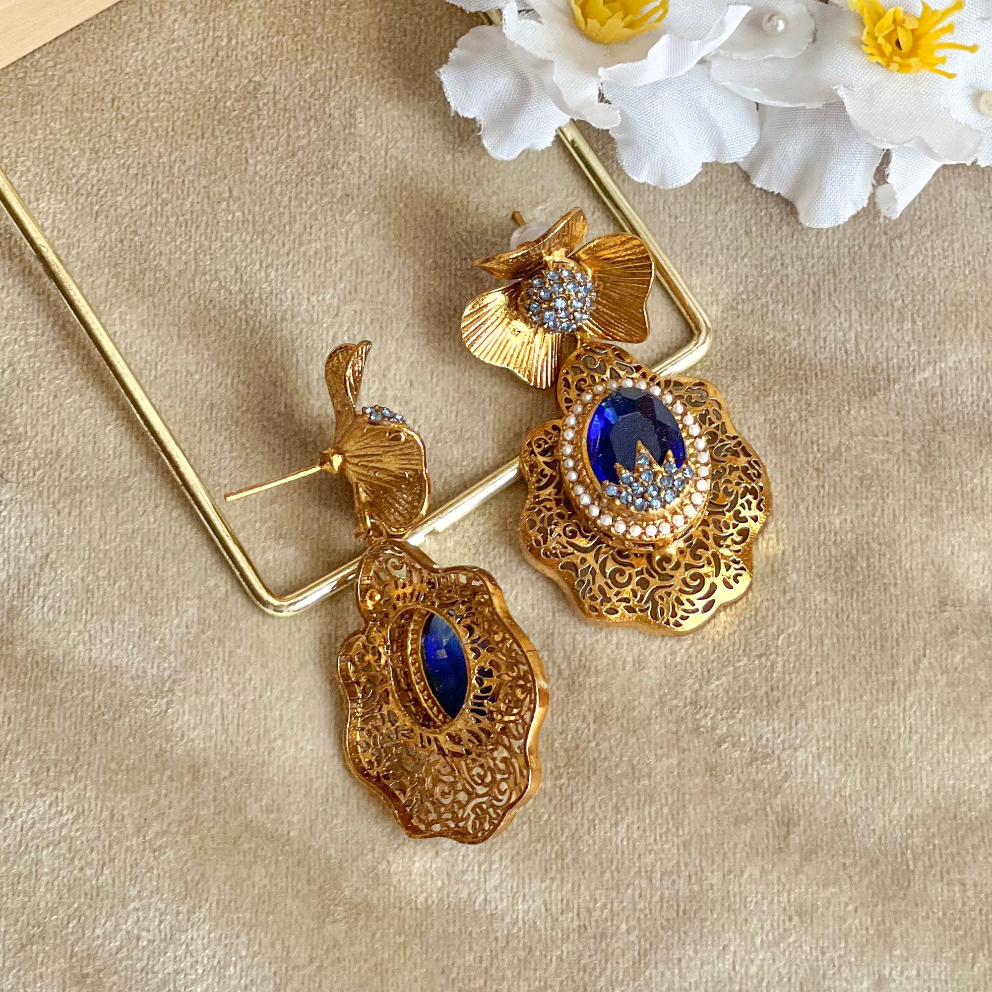 Zarqash Earrings